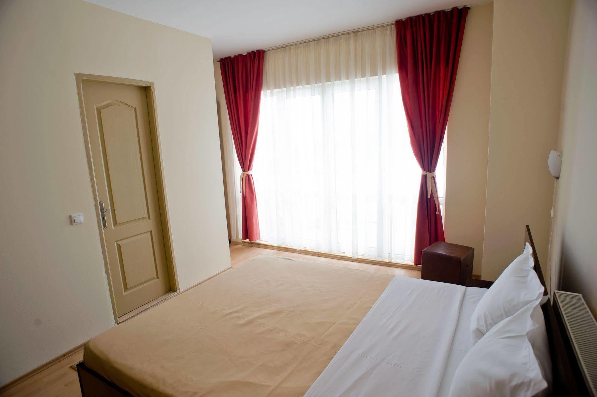 Pension Cluj Εξωτερικό φωτογραφία